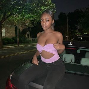 Meet your Posher, Lexi